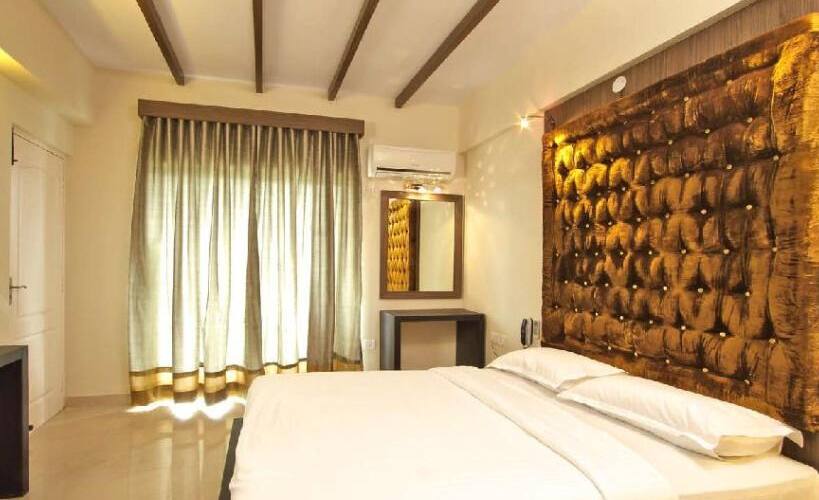 Chalet Lake City, Bangalore 5